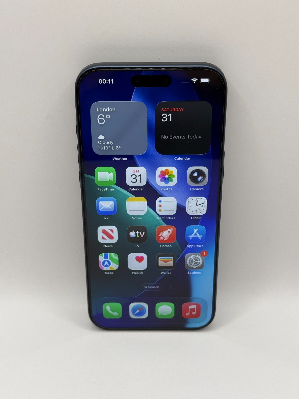 Apple Iphone 17 Pro Max 256GB Deep Blue Warranty Unlocked Excellent Condition