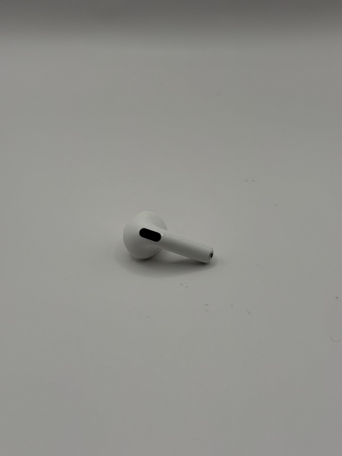 Apple AirPods 4th Generation In Ear Earphones 2024 ANC Right Earbud
