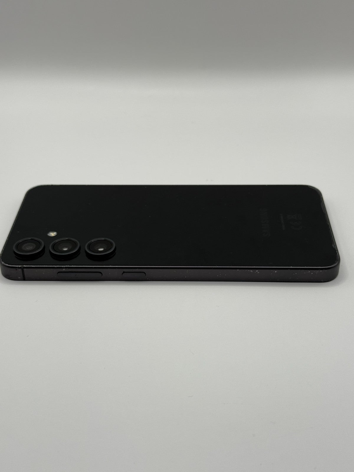 Samsung Galaxy S24 FE 5G 128GB Black Unlocked Good Condition Warranty