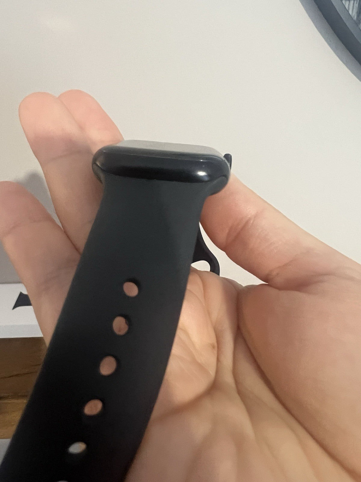 Apple Watch Series 9 41mm (V23) Aluminum Case with Sport Band Midnight S/M GPS