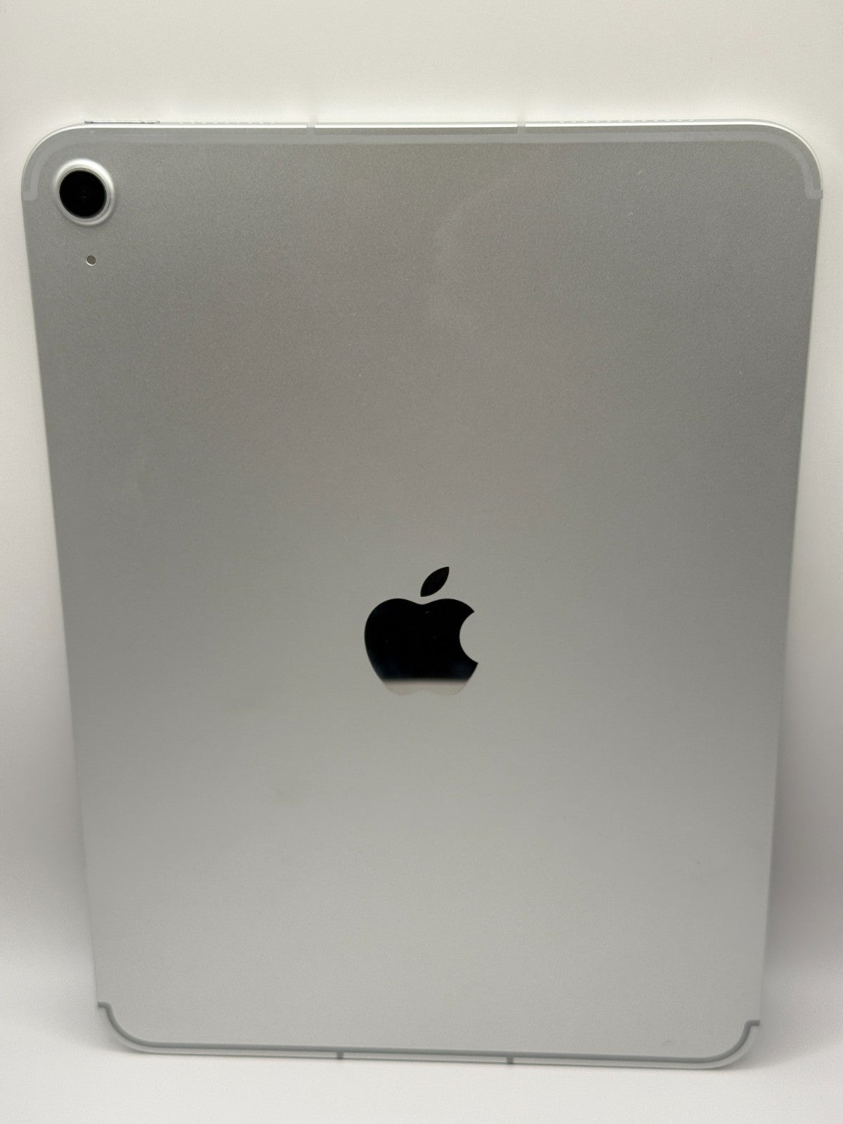 Apple Ipad 11th Generation A16 128GB Wifi and 5G Esim Silver Warranty Never Used