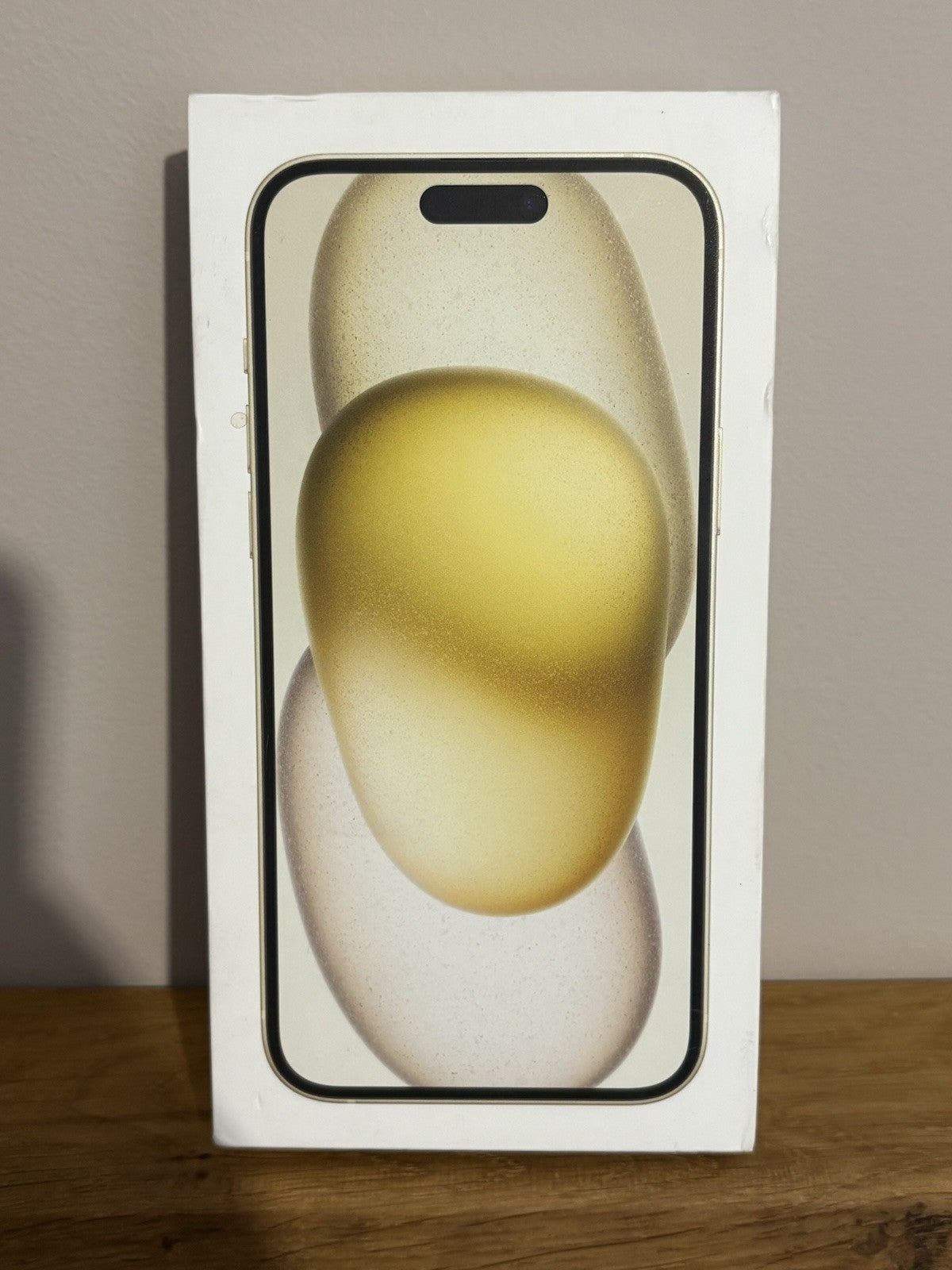 Apple iPhone 15 Plus 128GB (PP142) Yellow Unlocked Very Good Condition Warranty