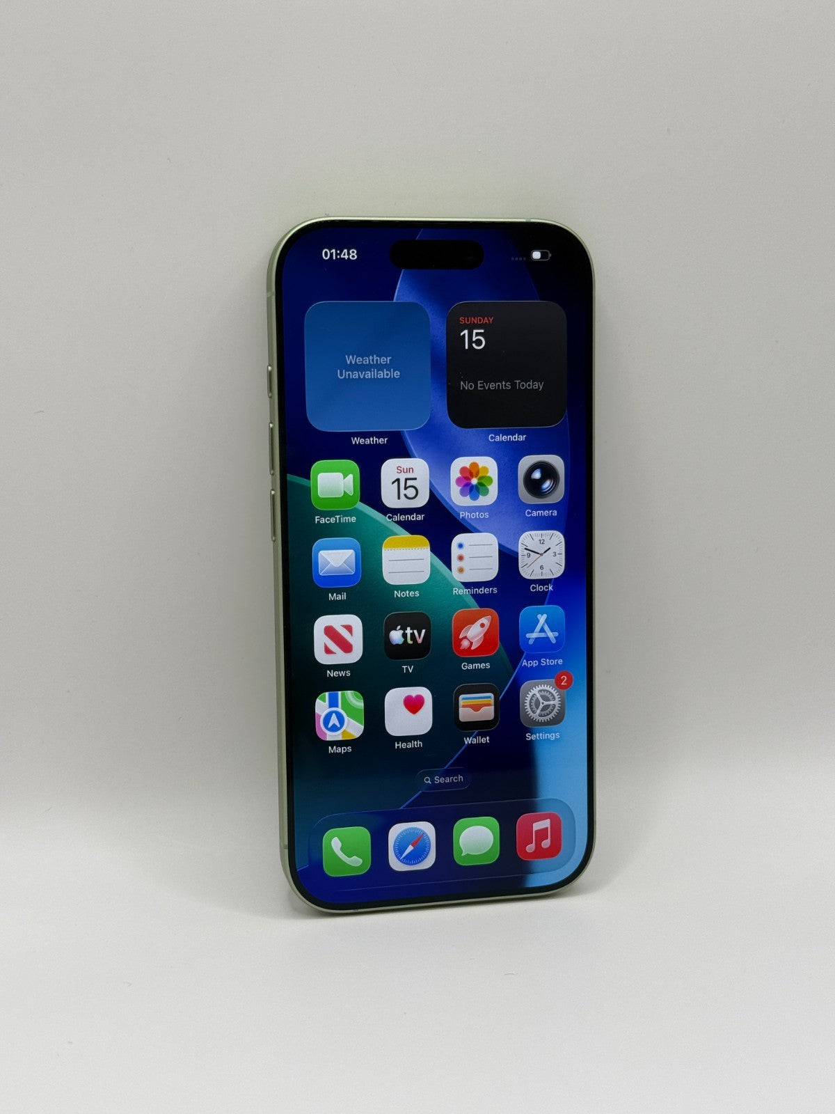 Apple Iphone 17 256GB Sage 5G Excellent Condition Warranty Boxed 1 battery cycle