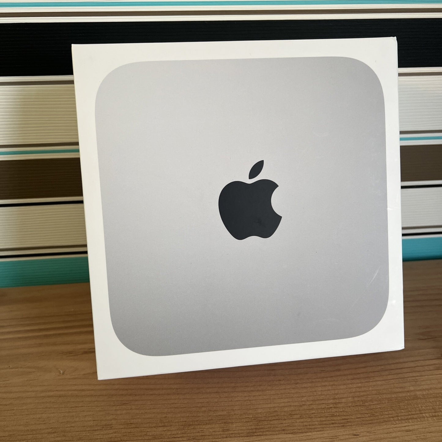 Apple Mac Mini M2 Chip 8-core CPU, 10-core GPU, 2023 A2686 - Excellent