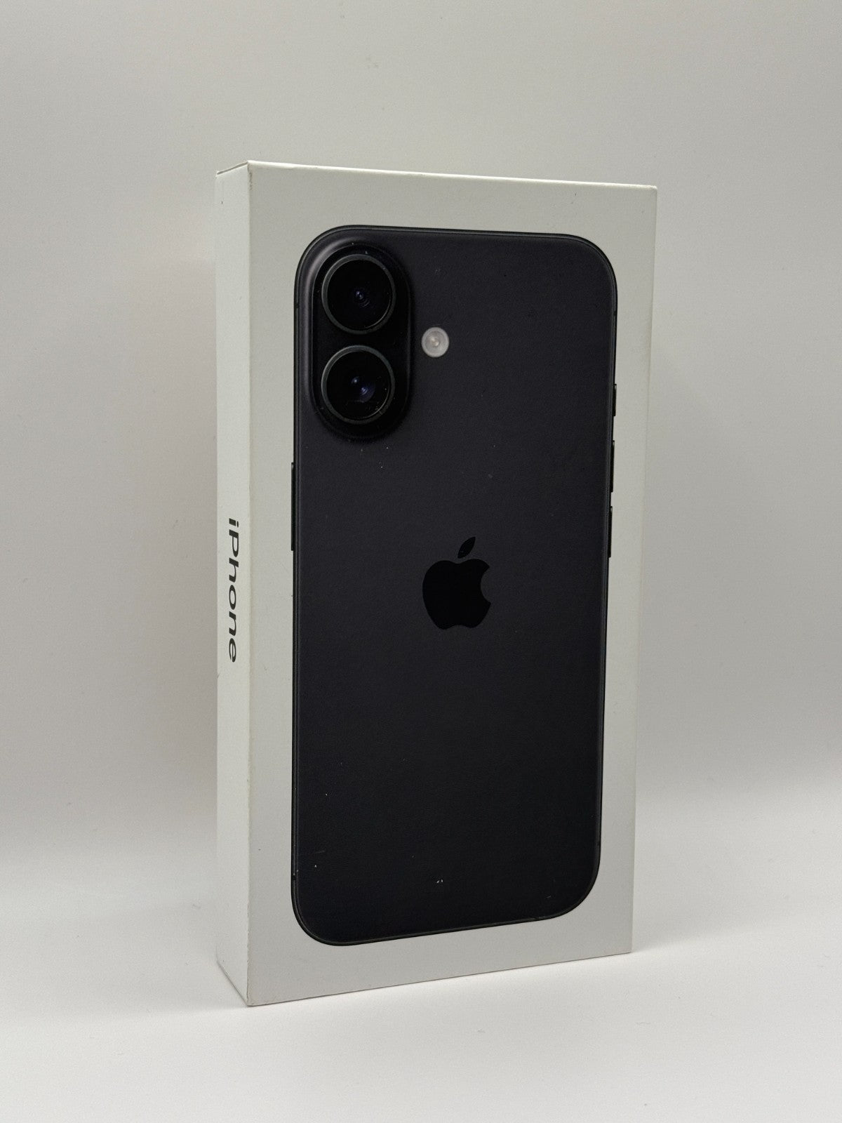 Apple Iphone 16 128GB 5G Black Unlocked Excellent Condition Warranty 94% Battery