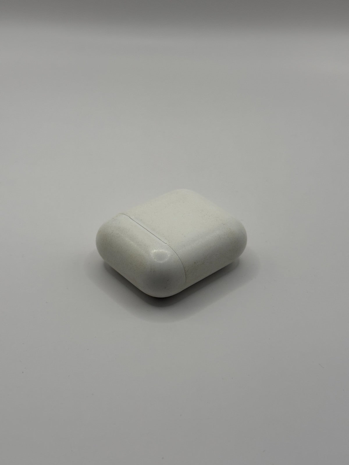Apple AirPods 1st Generation Charging Case Only White Good Condition