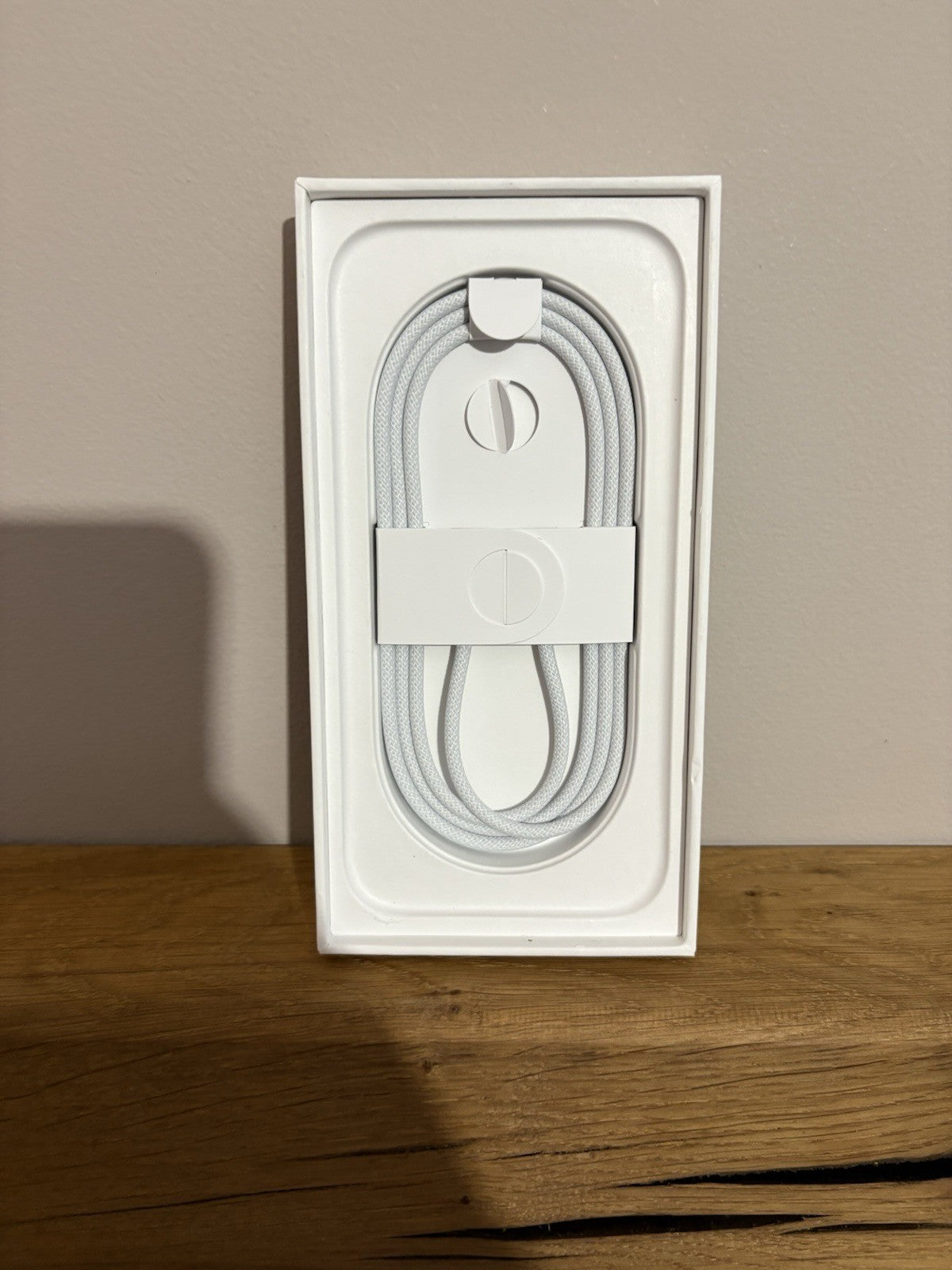 Apple iPhone 16 128GB 5G (0813679) White Unlocked Pristine Condition Warranty