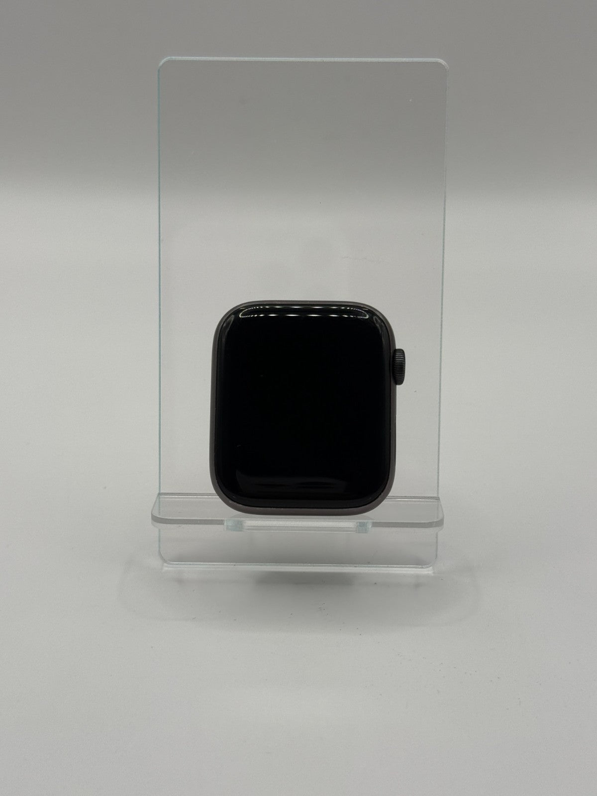 Apple Watch Series 5 44mm Wifi Space Grey Aluminium Case Black Sport Band