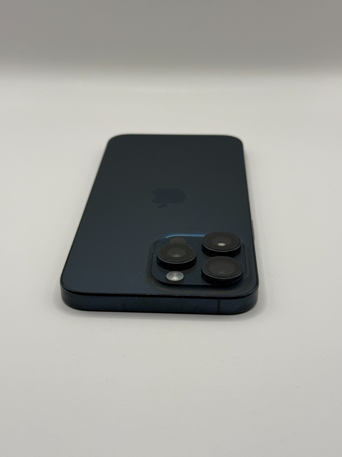 Apple Iphone 15 Pro Max Blue Titanium 1TB Good Condition Unlocked Warranty