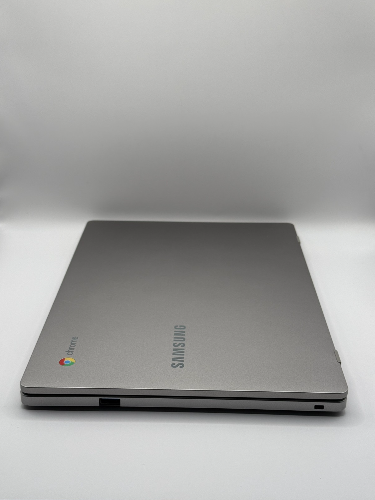 Samsung Galaxy Chromebook 11.6 64GB eMMC Intel Celeron N4500 1.10GHz 4GB