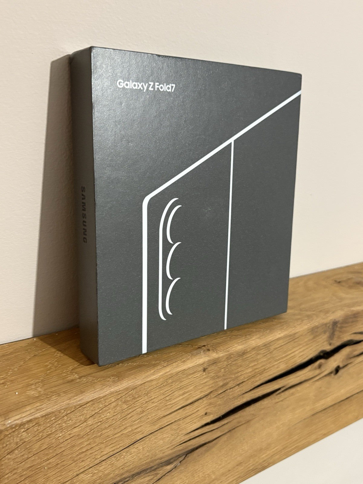 Samsung Galaxy Z Fold 7 1TB JetBlack Sealed New Boxed Warranty Unlocked Genuine