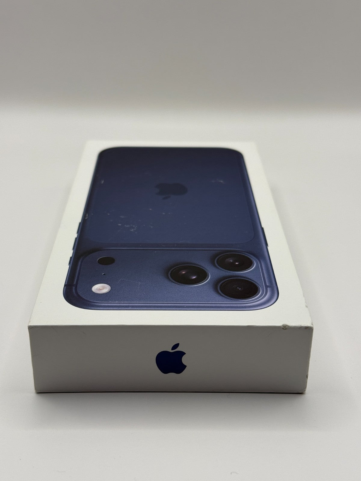 Apple Iphone 17 Pro Max 256GB Deep Blue 5G Brand New Sealed Unlocked Warranty
