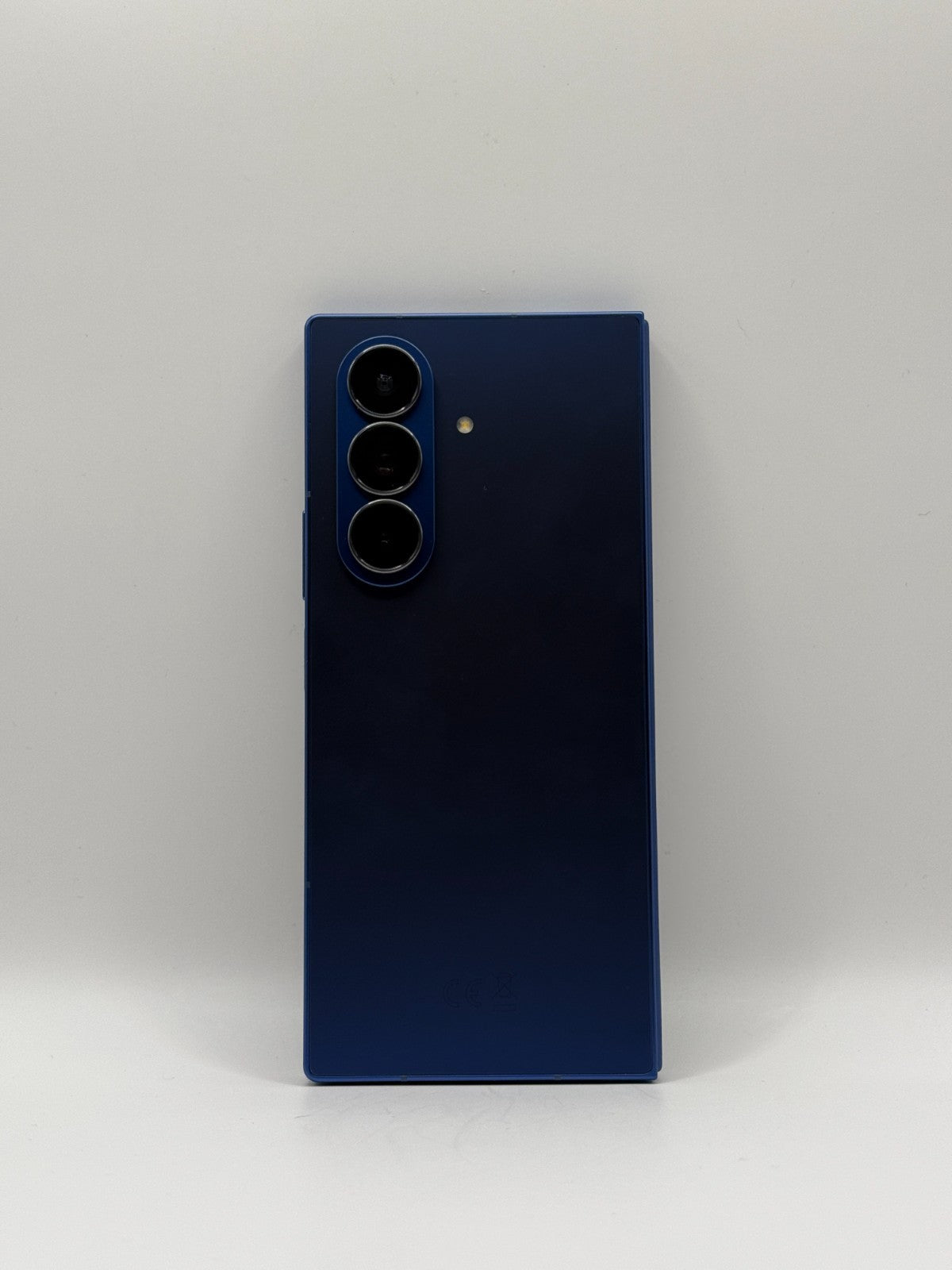 Samsung Galaxy Z Fold 7 5G AI 512GB Blue Brand New No Box Warranty Unlocked