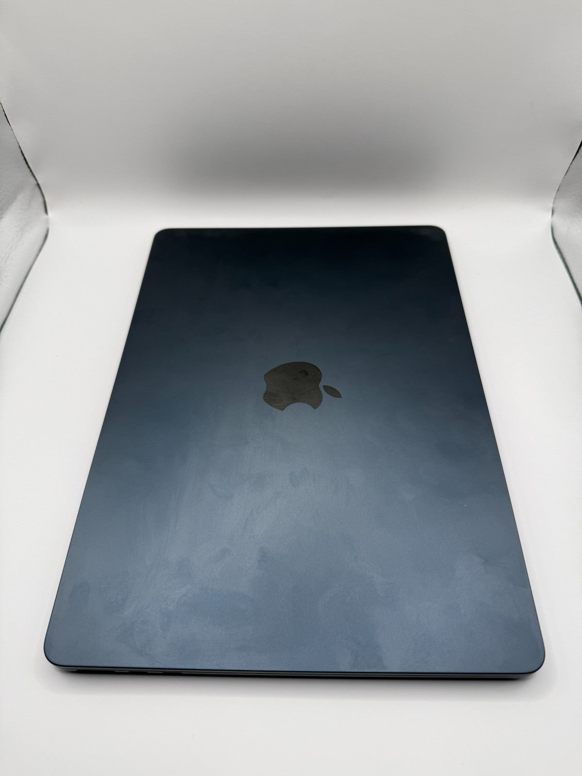 Apple MacBook Air 13.6" 256GB SSD Apple M2 8GB RAM Midnight Excellent Boxed