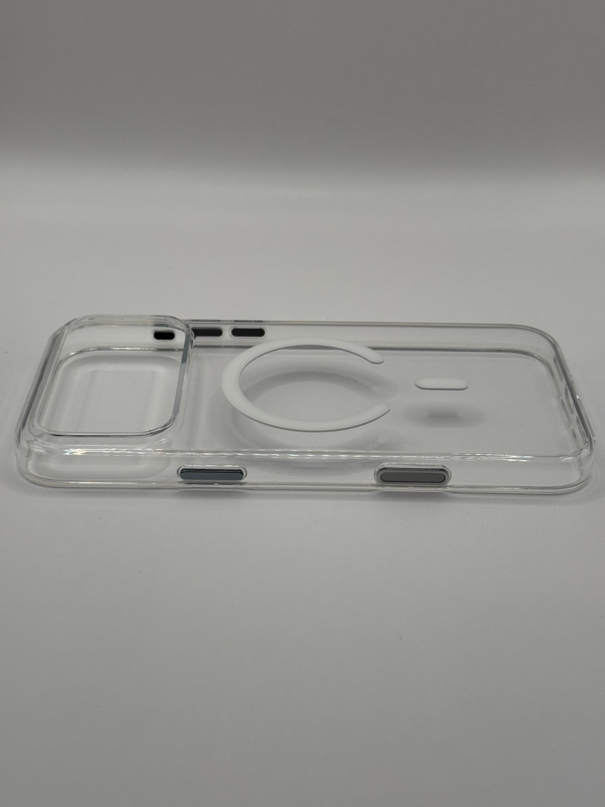 Benks Crystal Phone Case For Iphone 17 Pro Max Camera Button Used But Excellent