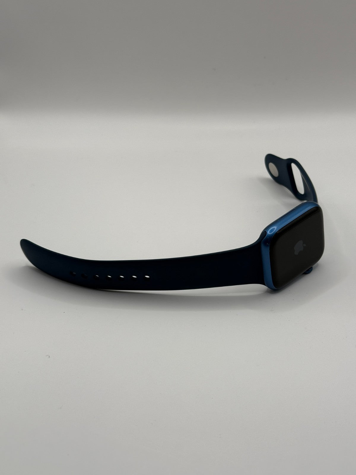 Apple Watch Series 7 45mm Wifi Gps Blue Case with Abyss Blue Sports Band