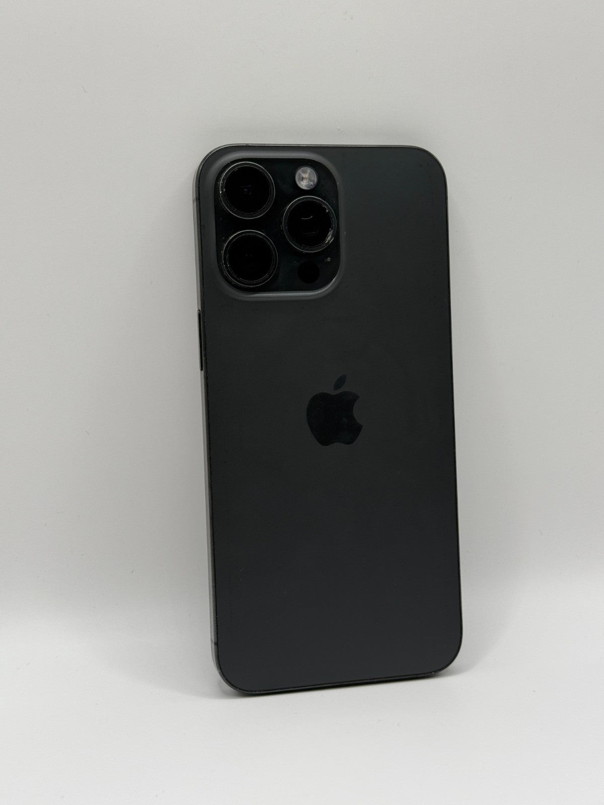 Apple Iphone 15 Pro Max 5G Black Titanium 512GB Unlocked Slight Chip Camera Lens