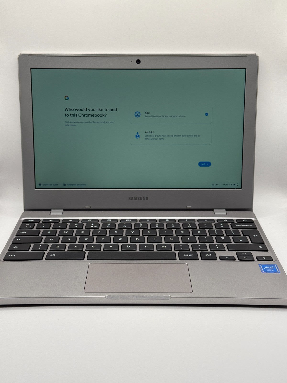 Samsung Galaxy Chromebook 11.6 64GB eMMC Intel Celeron N4500 1.10GHz 4GB