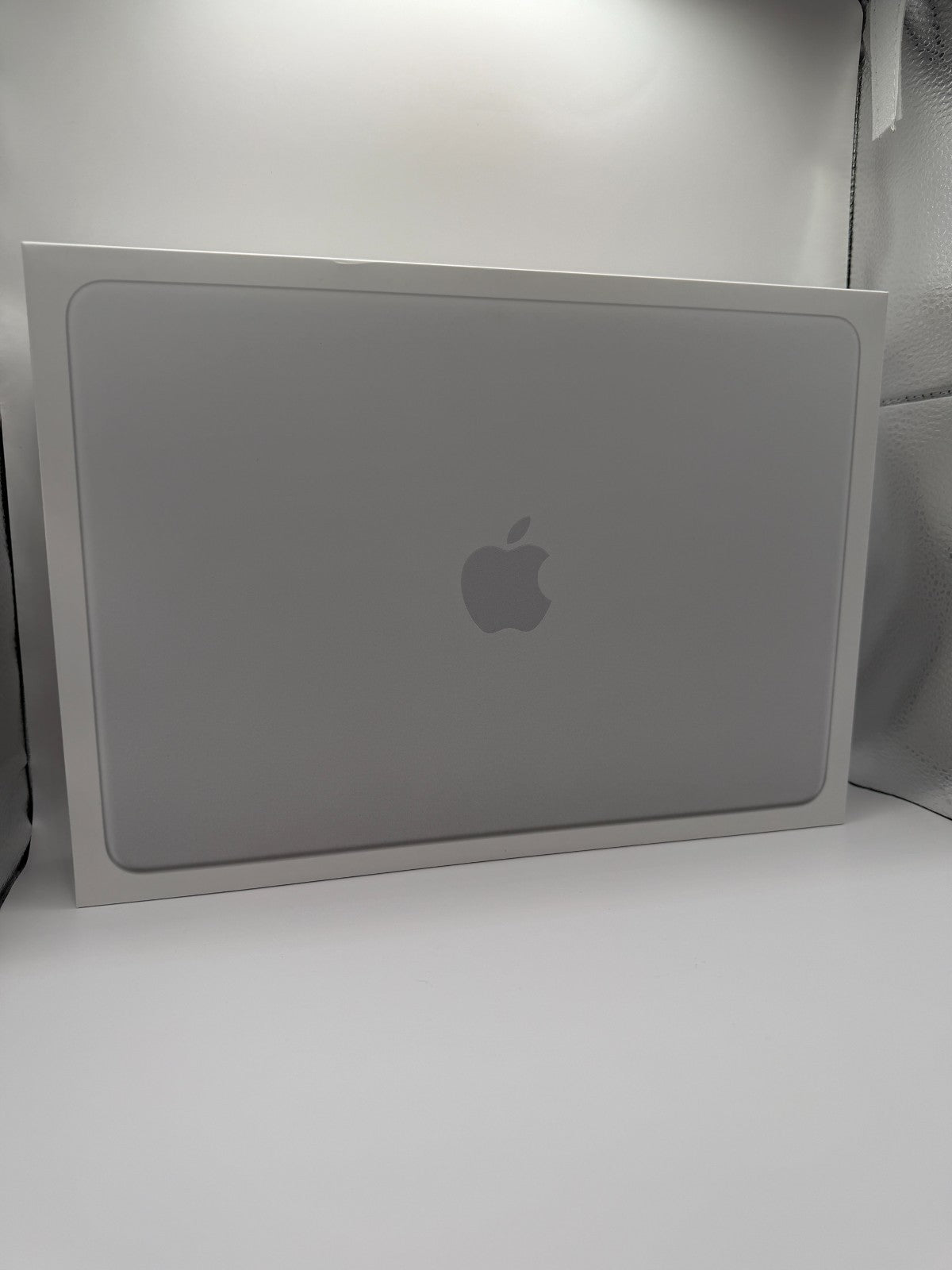 Apple Macbook Neo 512GB 13-inch Laptop Silver A18 Pro chip 2026 Brand New Sealed