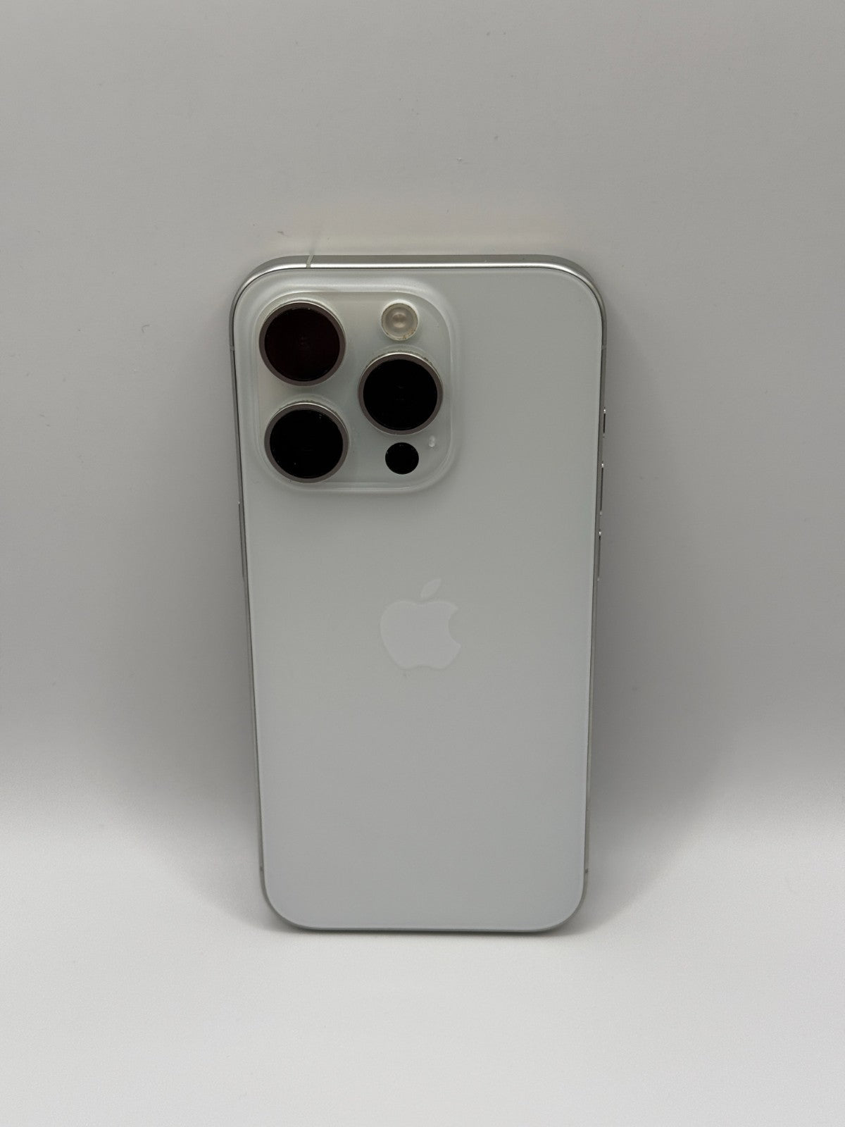 Apple Iphone 15 Pro 5G 128GB White Titanium Unlocked Warranty Excellent 89% Batt