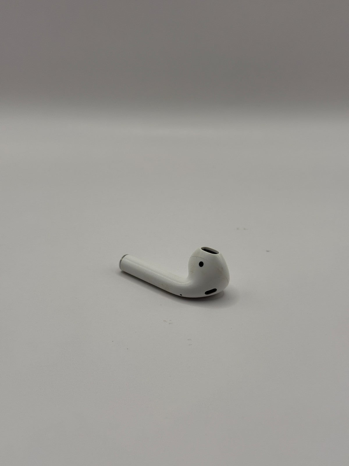 Apple AirPods 1st Generation Left Earbud Only Fully Working White Genuine