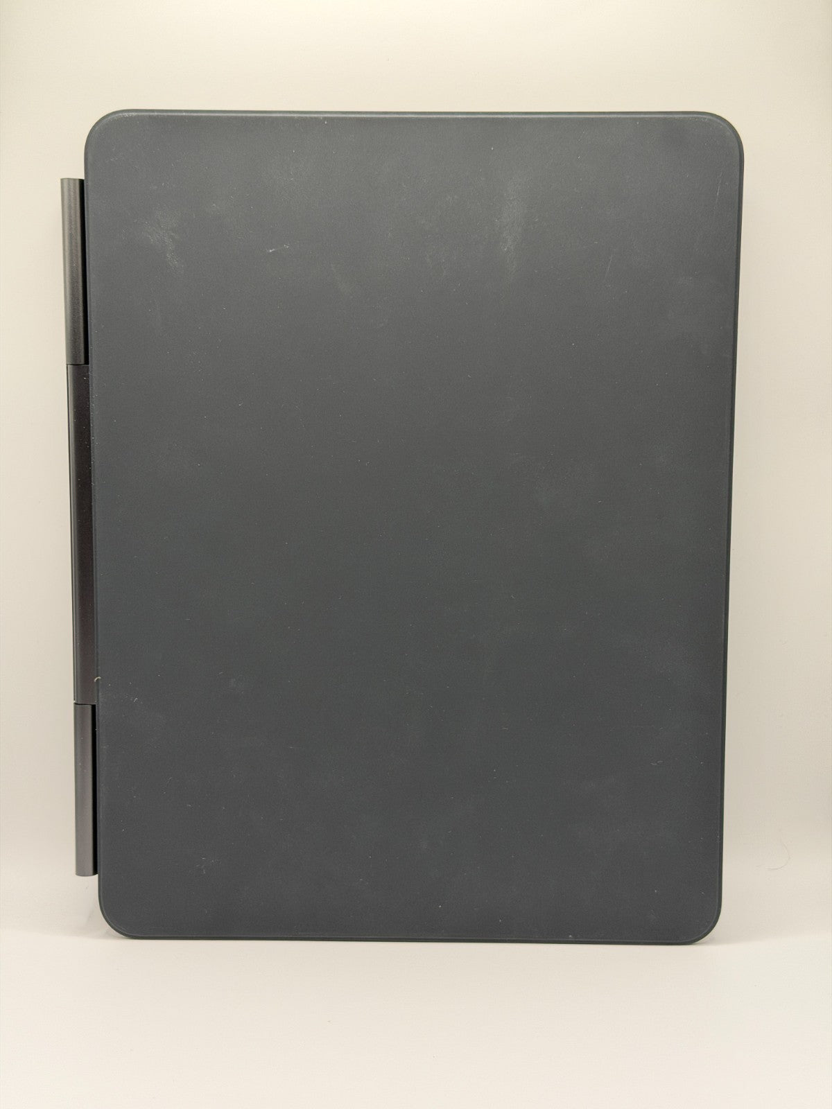 Apple Magic Keyboard for 13-inch iPad Pro 4th and 3rd Gen Excellent Condition