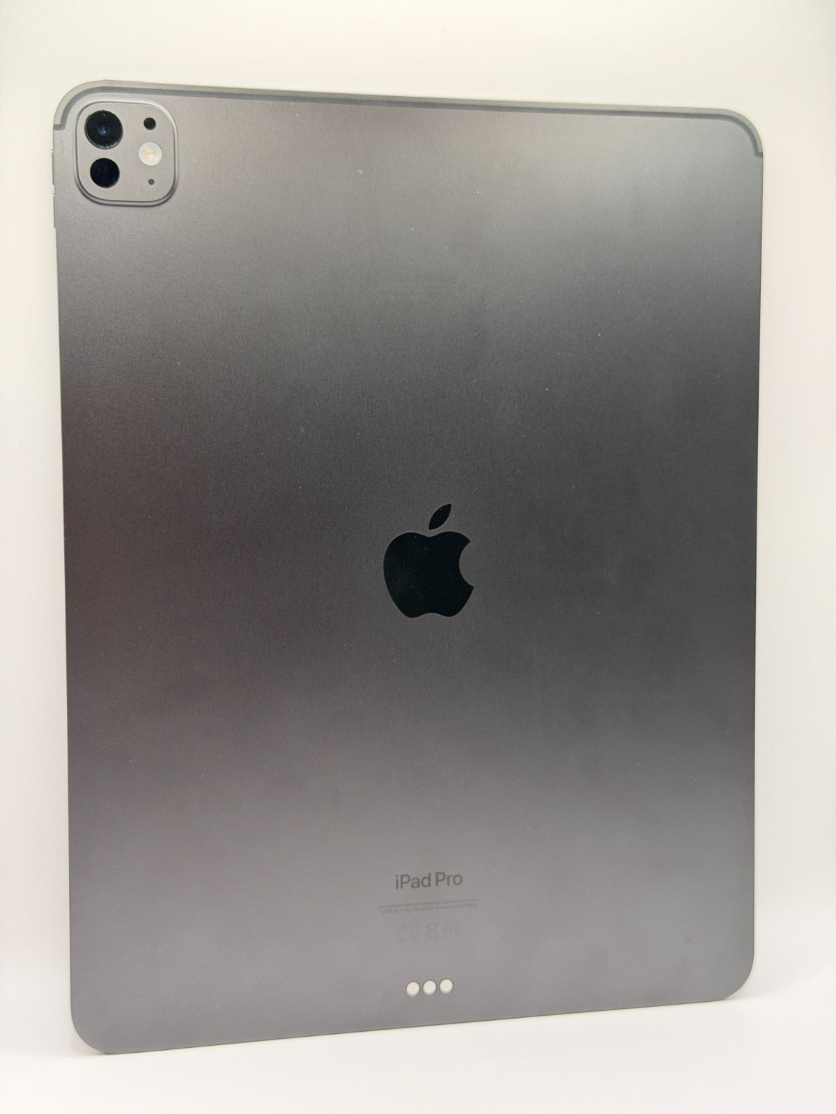 Apple Ipad Pro M4 2024 13-inch Wi-Fi 512GB Space Black Boxed Excellent Condition