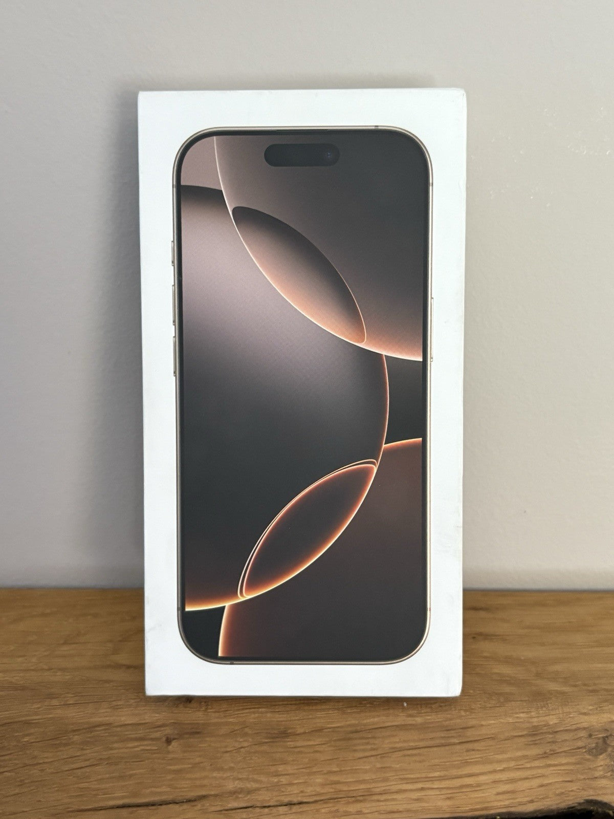 Apple iPhone 16 Pro 256GB 5G (1913586) Unlocked Desert Titanium Boxed