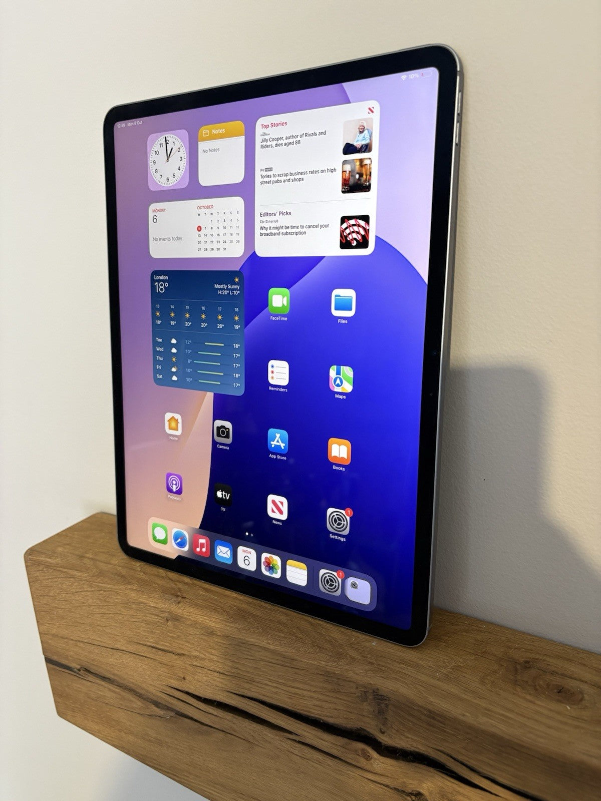 Apple iPad Air 13 inch M3 128GB (C234) Wifi & 5G  Space Grey Boxed Warranty