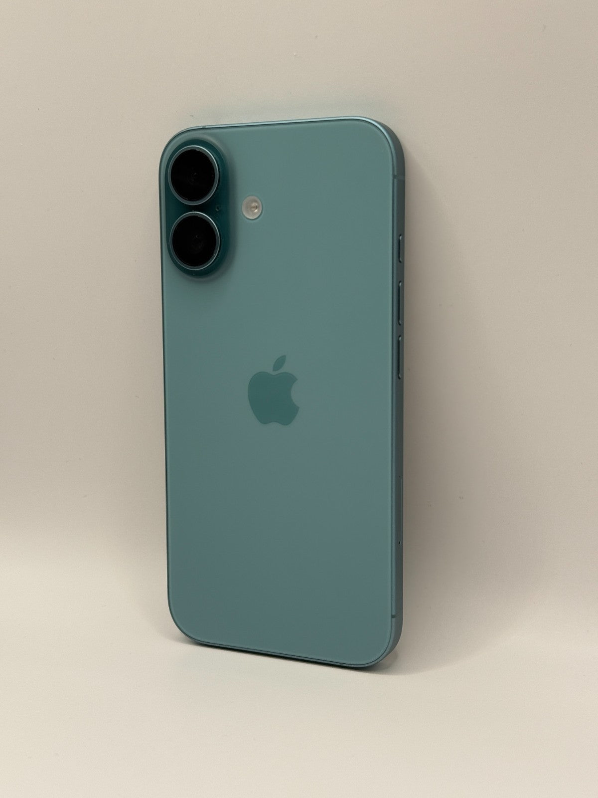 Apple Iphone 16 128GB Teal 5G Unlocked Excellent Condition Warranty Boxed