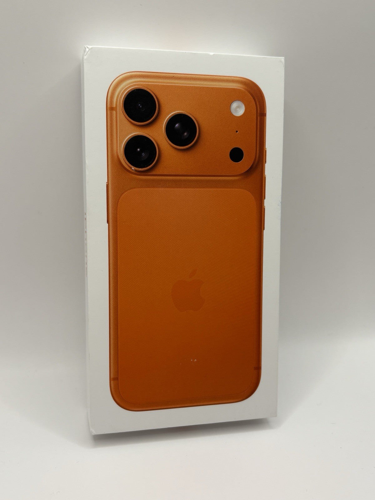 Apple iPhone 17 Pro 256GB Cosmic Orange 5G AI Brand New Sealed Unlocked Warranty