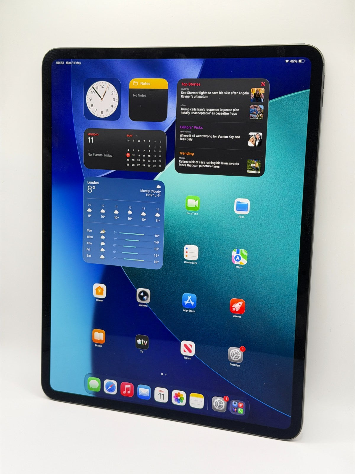 Apple Ipad Pro M4 2024 13-inch Wi-Fi 512GB Space Black Boxed Excellent Condition