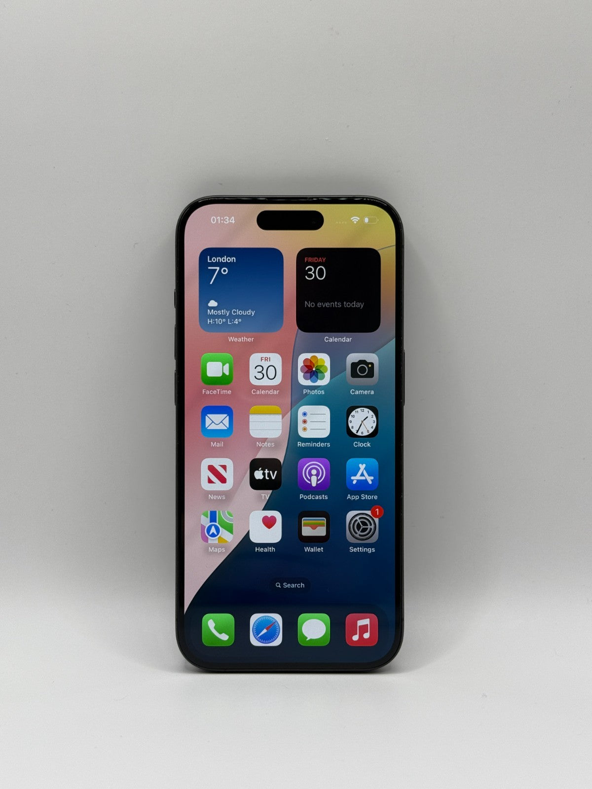 Apple Iphone 15 Pro 256GB Black Titanium Unlocked Warranty Excellent Condition