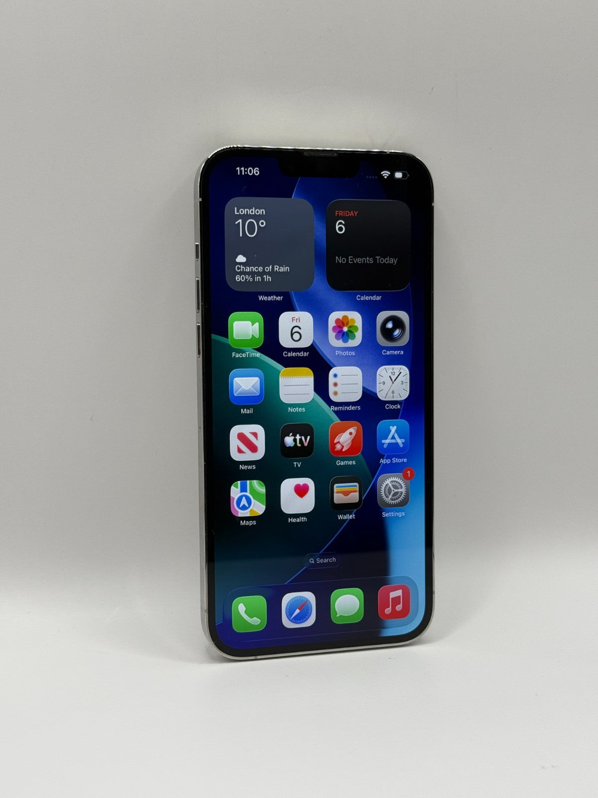 Apple Iphone 13 Pro Max 128GB 5G Silver Unlocked Excellent Condition Warranty