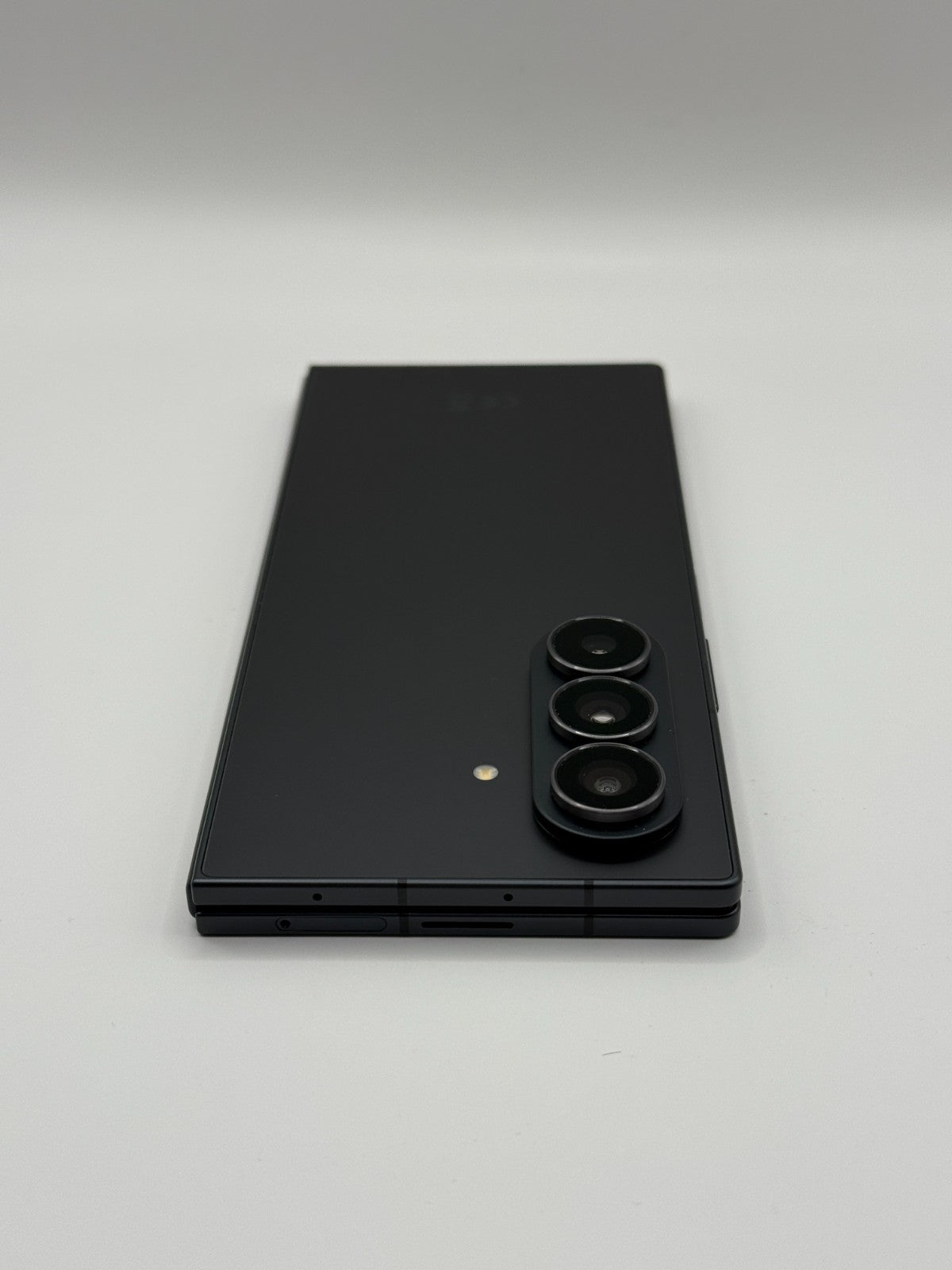 Samsung Galaxy Z Fold 7 5G 512GB Black Very Good Condition Unlocked Warranty
