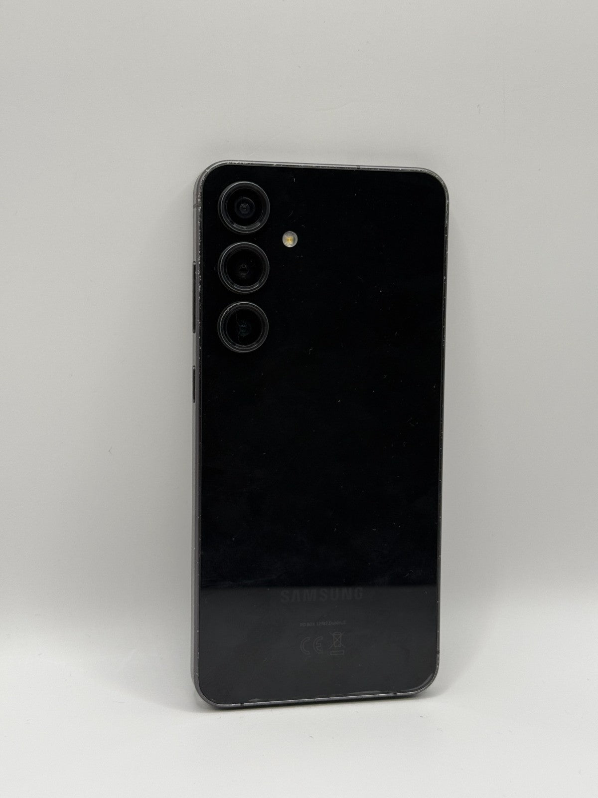 Samsung Galaxy S24 FE 5G 128GB Black Unlocked Good Condition Warranty
