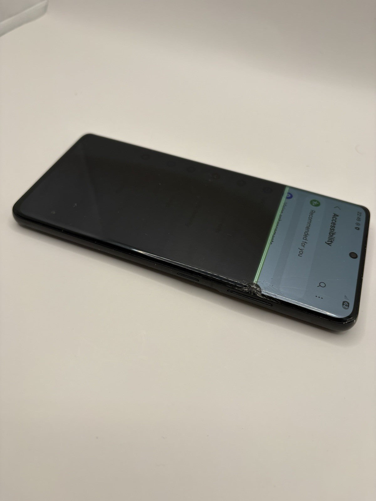 Samsung Galaxy S21 Ultra 5G 128GB Black Damaged Screen And Back Cracked