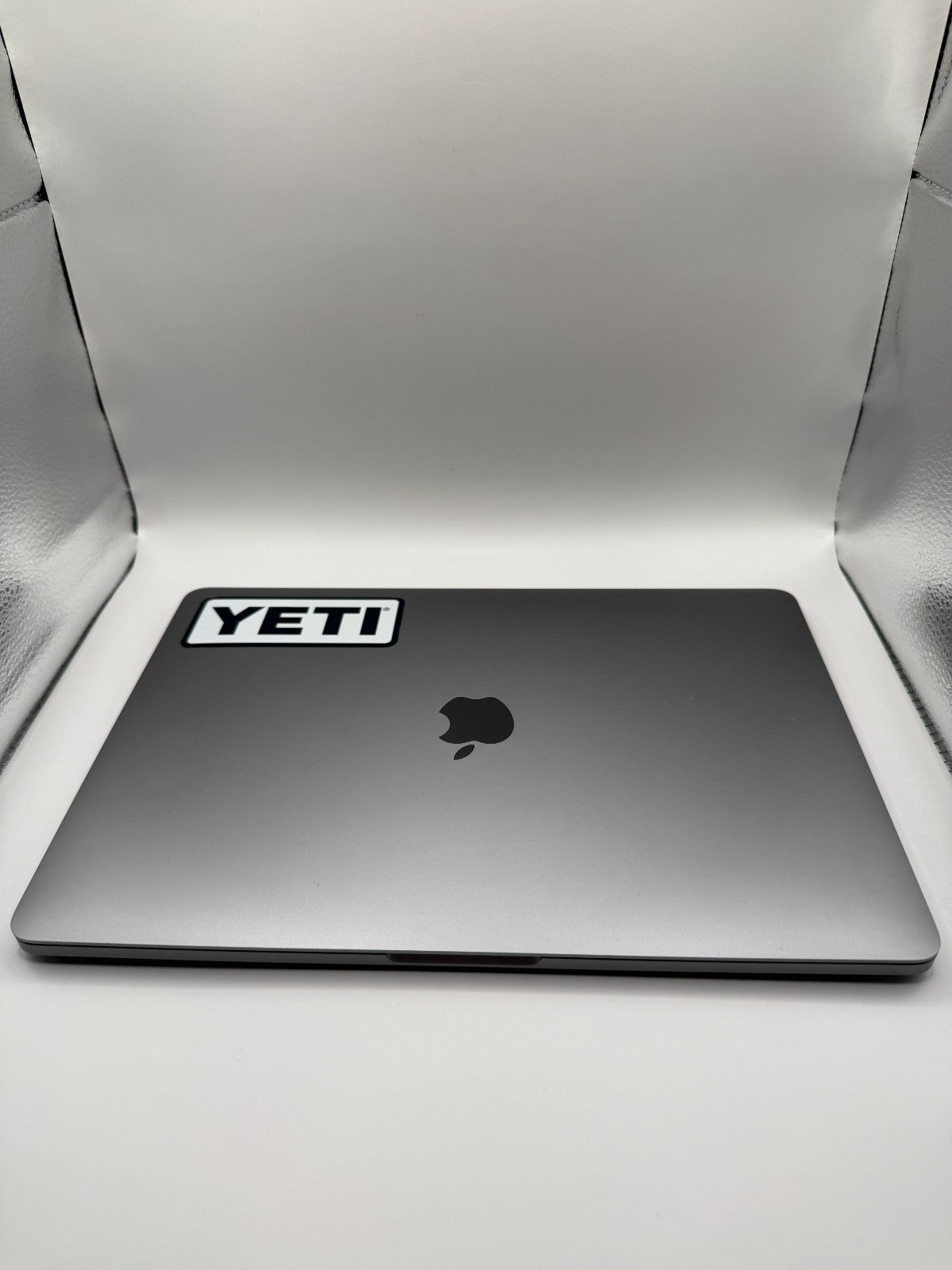 Apple MacBook Pro M1 13.3" 2020 256GB SSD 8GB Ram Boxed Warranty Excellent