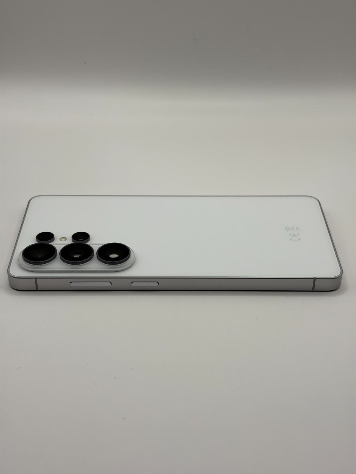 Samsung Galaxy S26 Ultra 512GB White Unlocked Excellent Condition Warranty