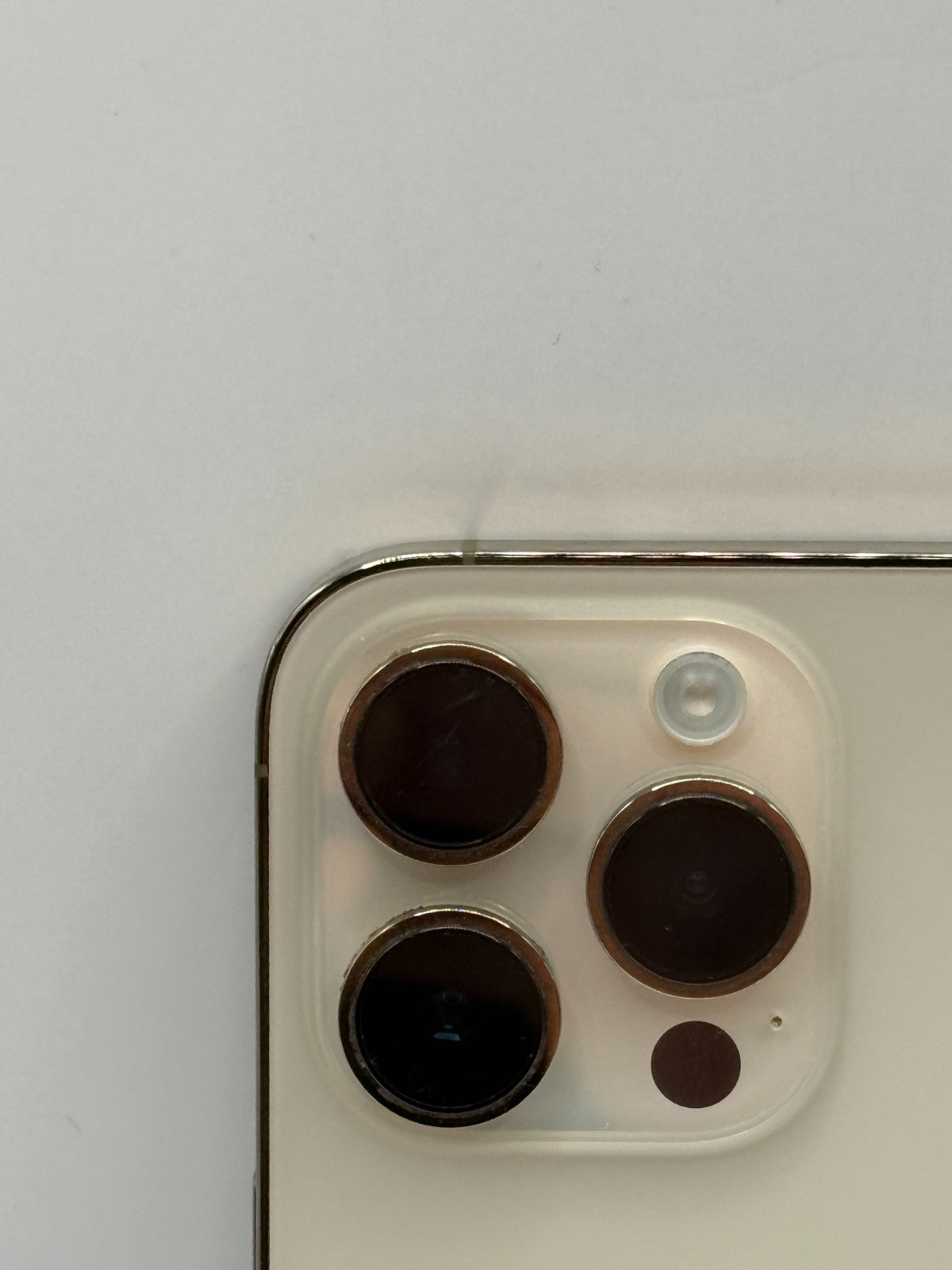 Apple Iphone 14 Pro 128GB Gold Unlocked Warranty Good Condition 86% Fully Boxed