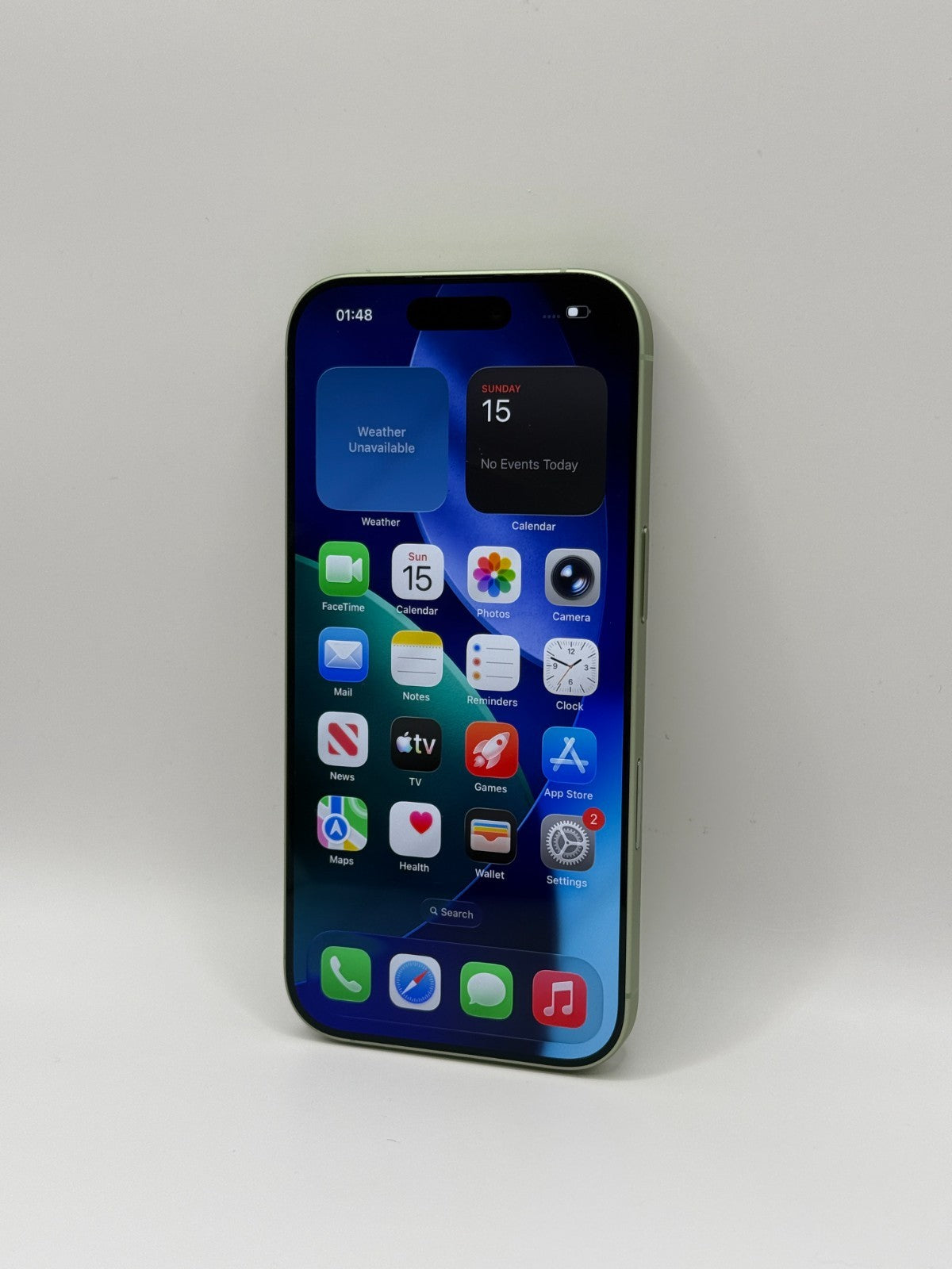 Apple Iphone 17 256GB Sage 5G Excellent Condition Warranty Boxed 1 battery cycle