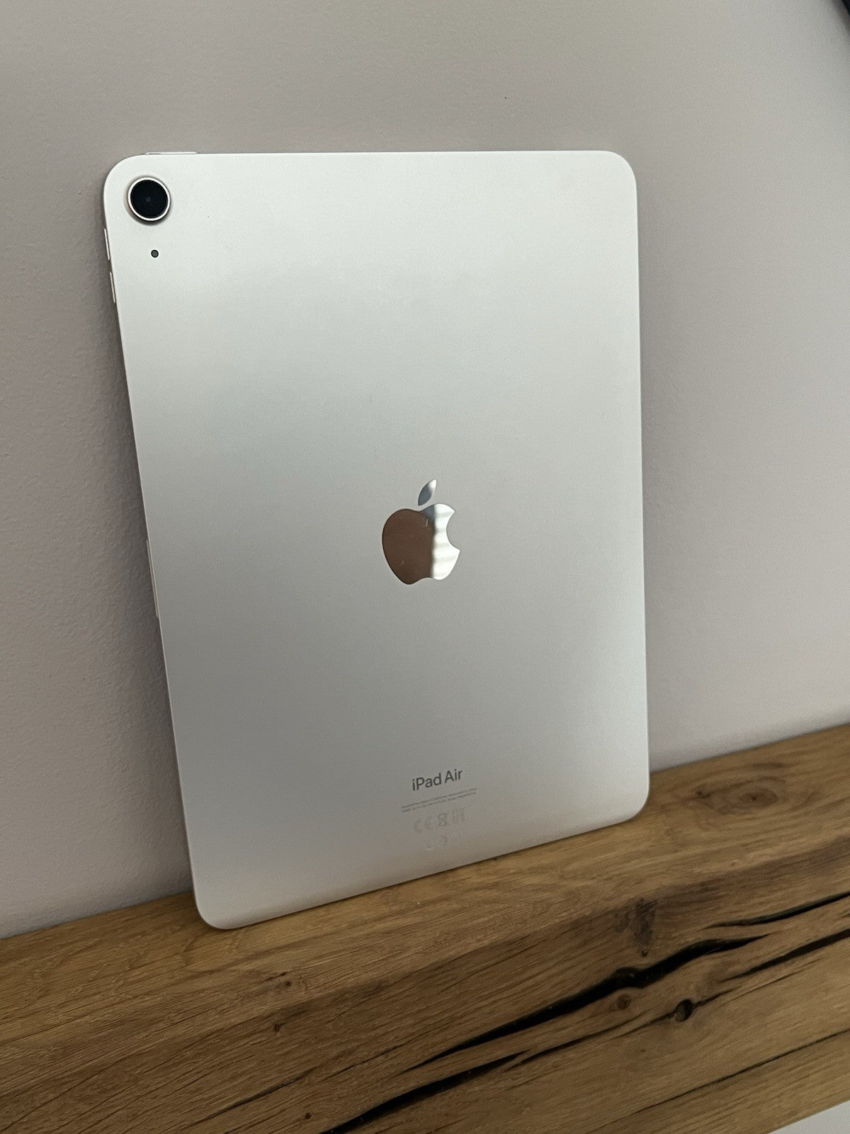 Apple iPad Air 5th Gen (PP124) M1 64GB WiFi Starlight Boxed Warranty