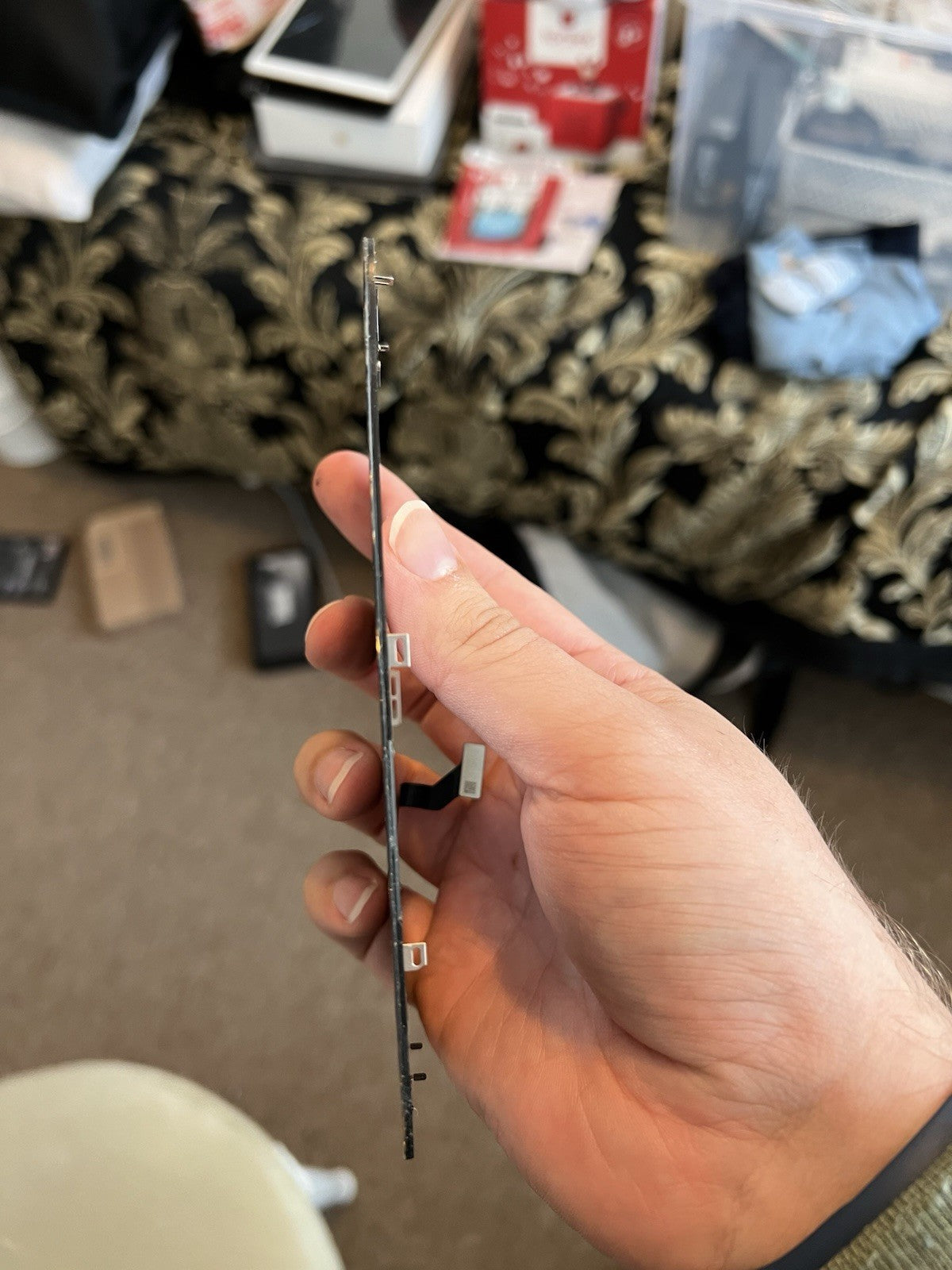 Genuine AppIe iPhone 15 Oled Screen Cracked & Slight LCD Bleed Screen Only