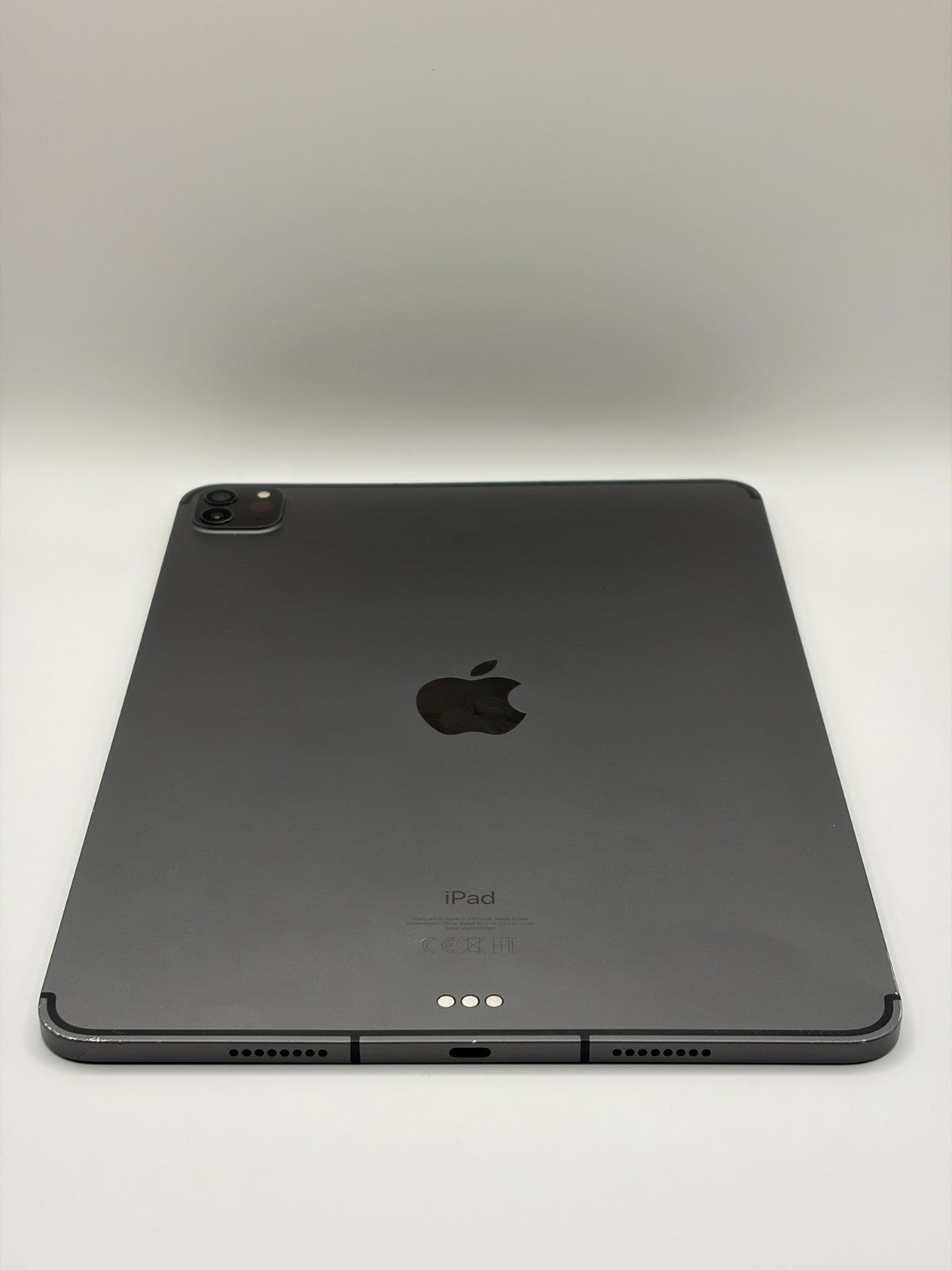 Apple Ipad Pro 3th Generation 128GB Wi-Fi Cellular 11" Space Gray Boxed Warranty