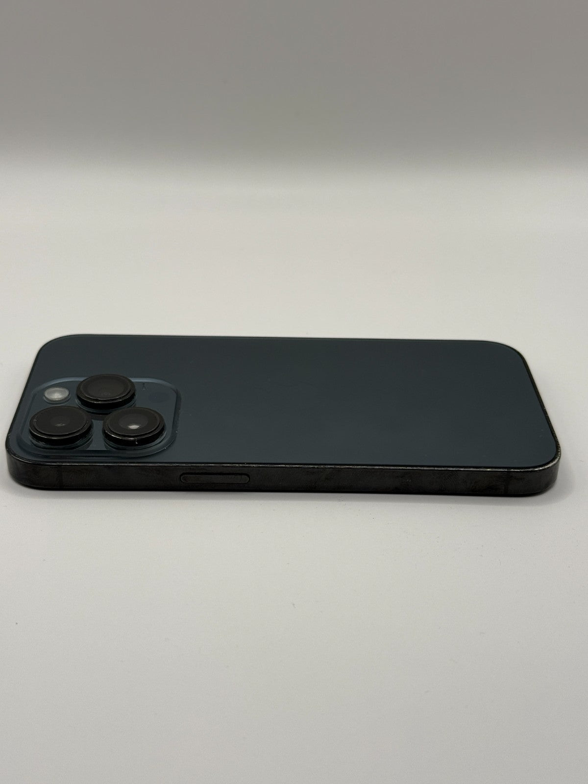 Apple Iphone 14 Pro 128GB Space Black Unlocked Warranty Very Good Condition 92%