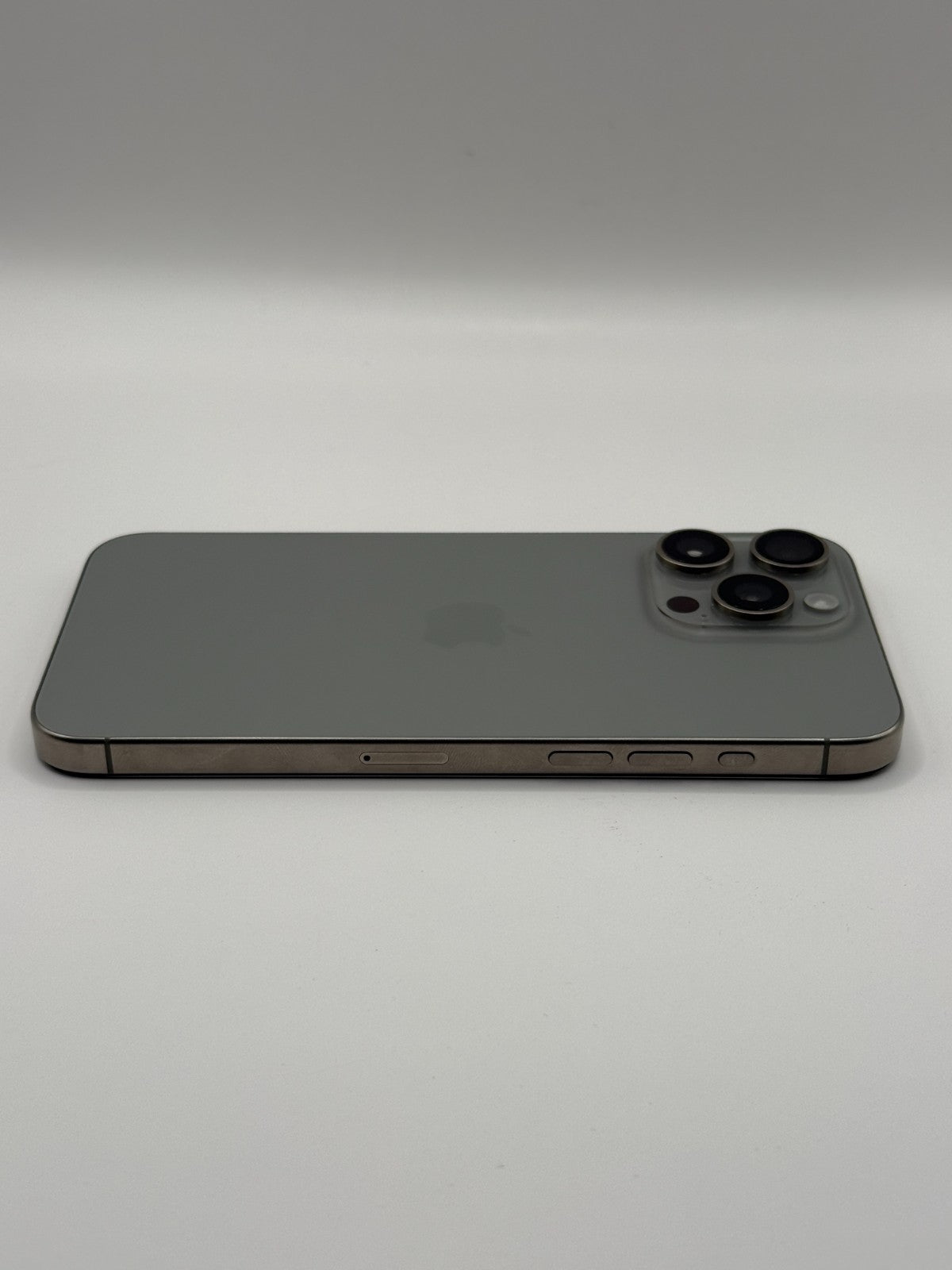 Apple Iphone 15 Pro Max Natural Titanium 256GB Very Good Condition Unlocked
