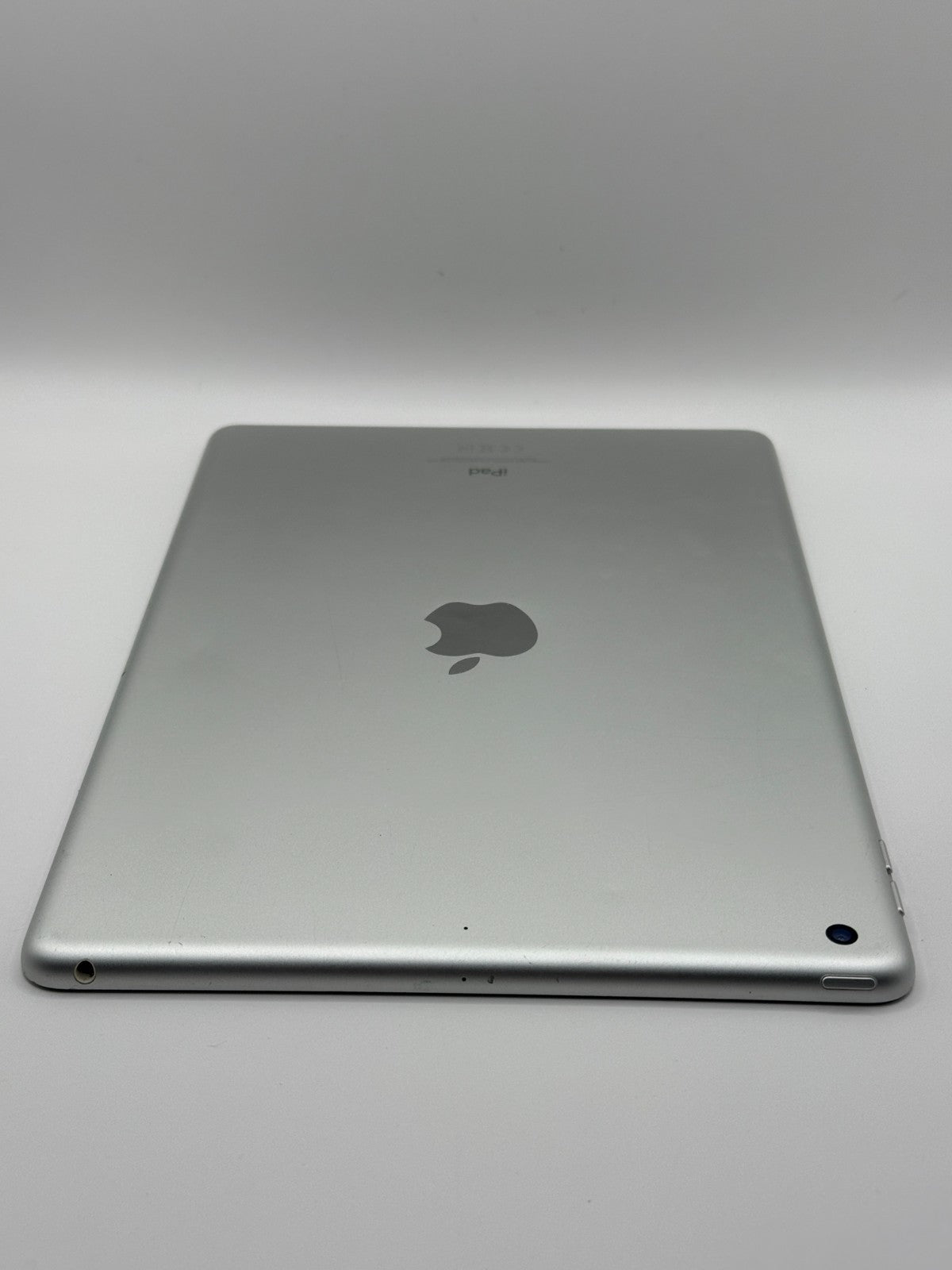 Apple Ipad 10.2 7th Generation Silver 32GB WiFi Good Condition Warranty