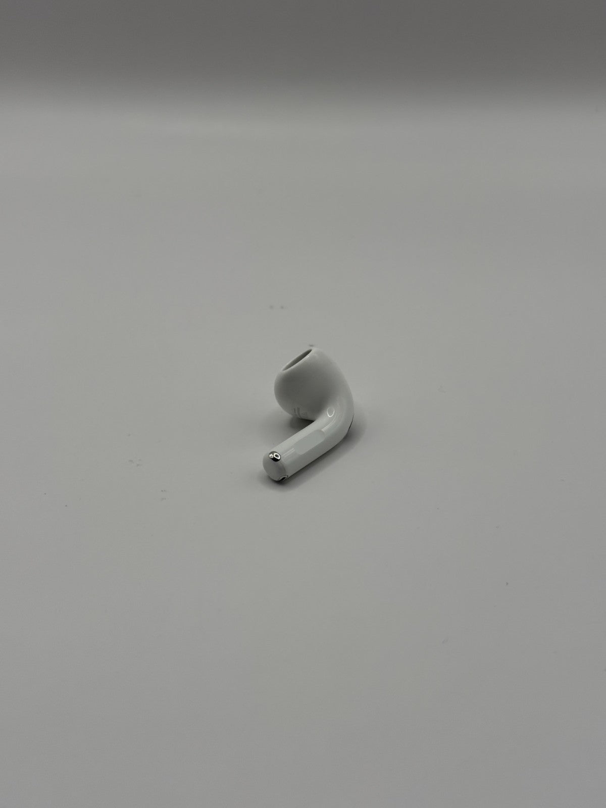 Apple AirPods 4th Generation In Ear Earphones 2024 Non ANC Left Earbud Only