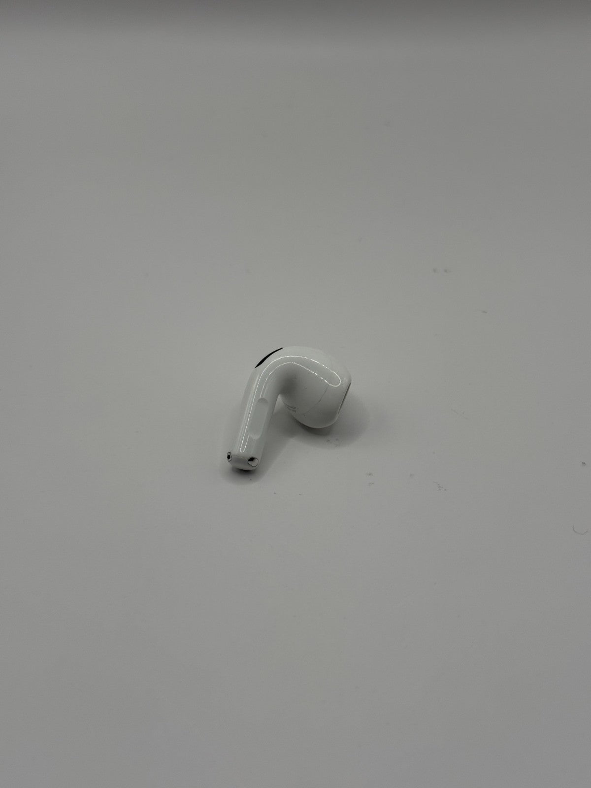 Apple AirPods 4th Generation In Ear Earphones 2024 ANC Right Earbud