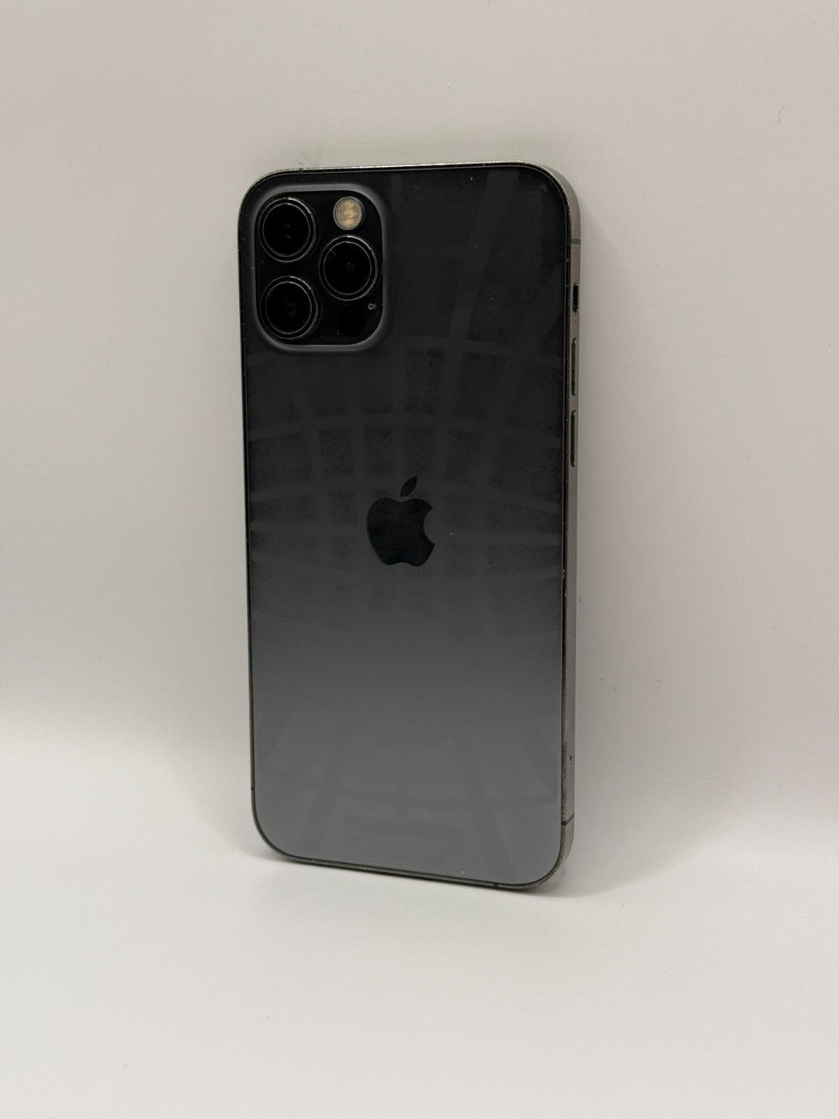Apple Iphone 12 Pro 256GB 5G Graphite Unlocked Used Condition Boxed